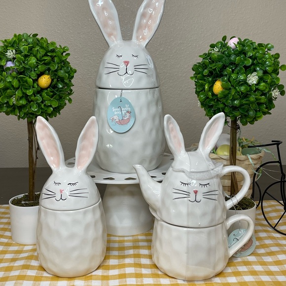10 Strawberry street Easter decor bundle - Picture 1 of 3